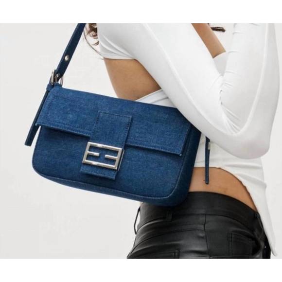 NEW URBAN EXPRESSIONS beverly crossbody bag in denim - Picture 1 of 6